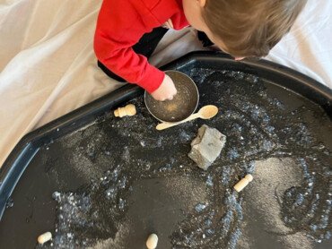 enfant-jeu-pailette