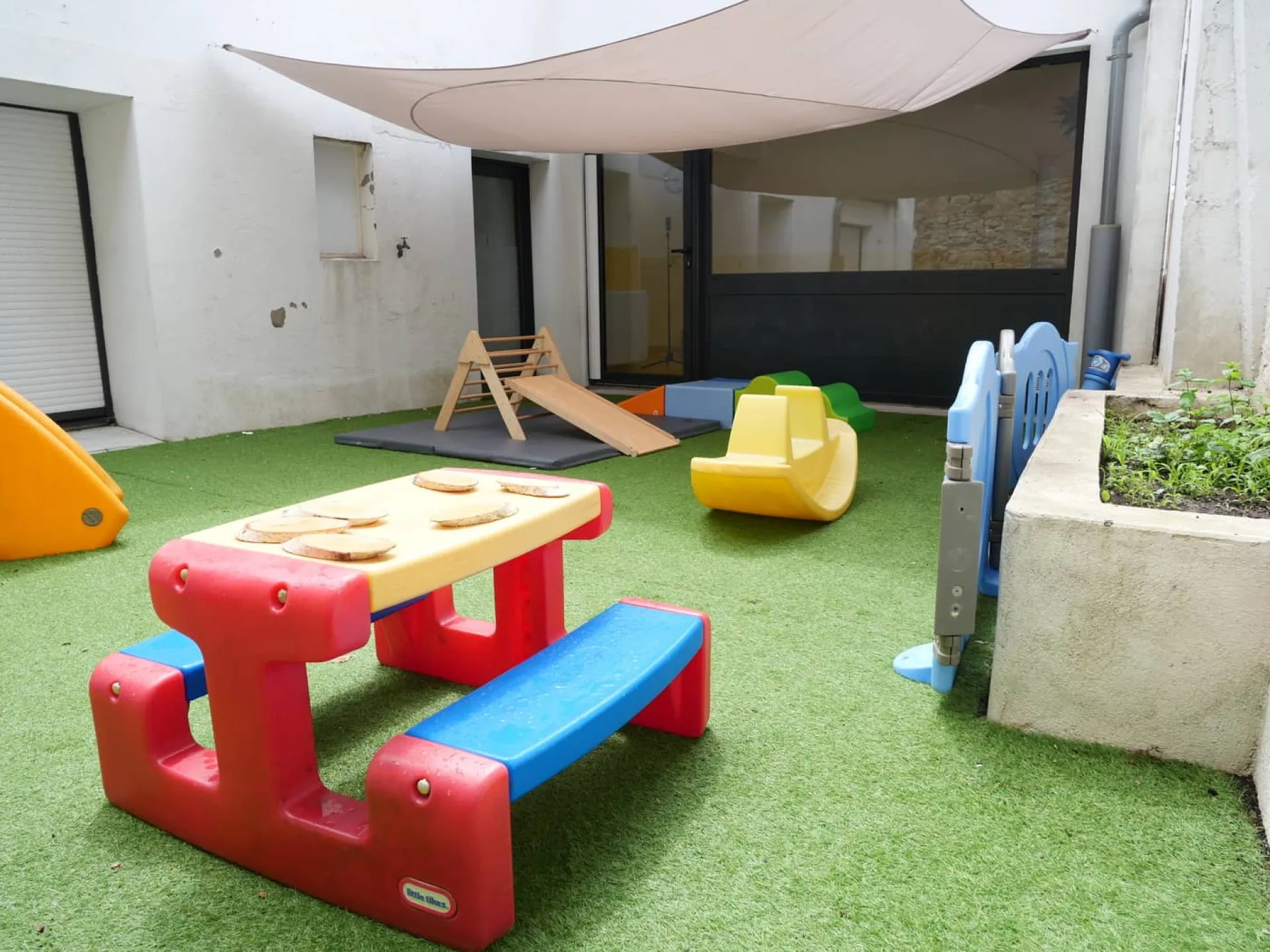 creche-nantes-bercelune-people-baby-5