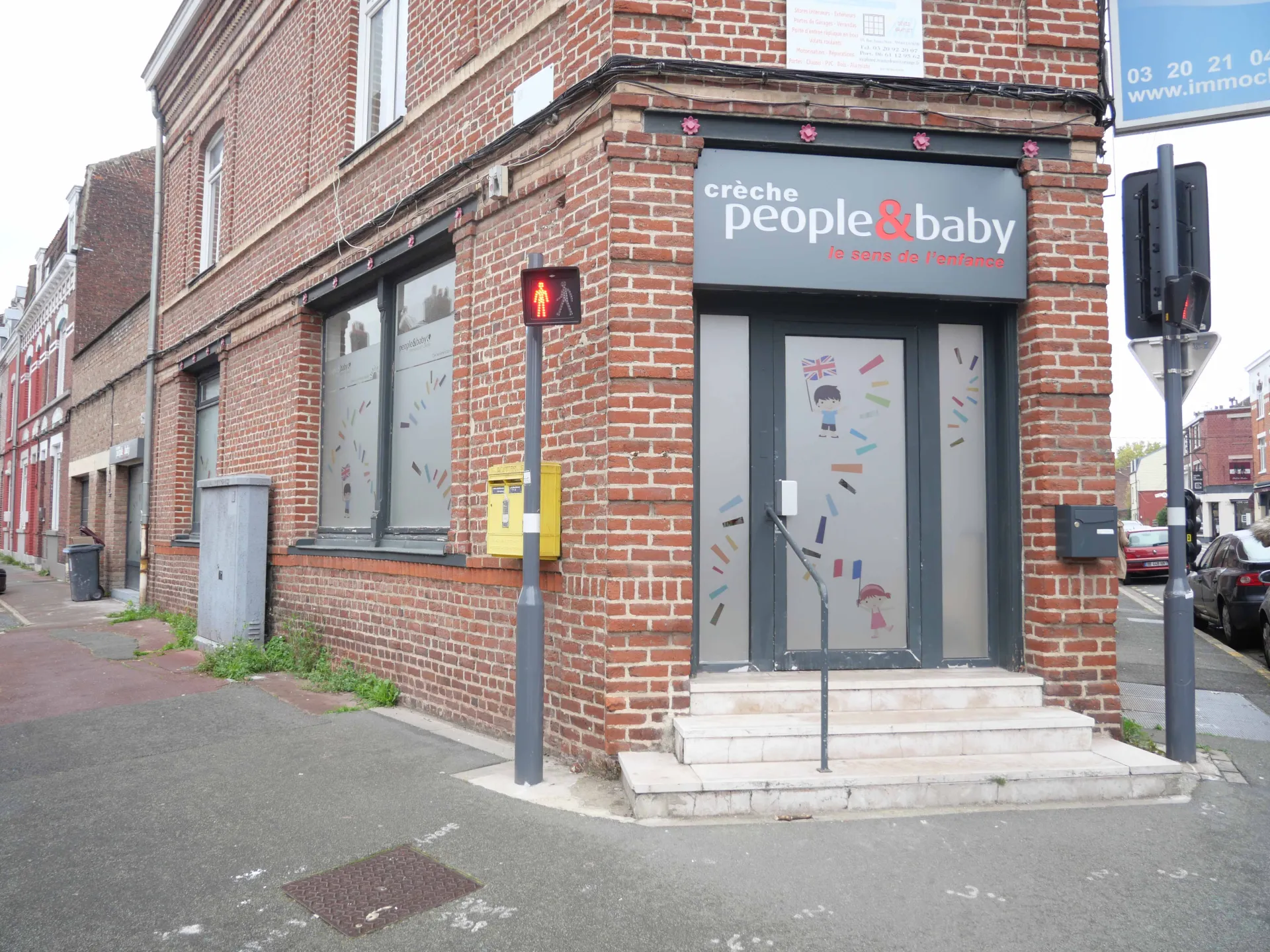 creche-lambersat-paquerettes-people-and-baby-1
