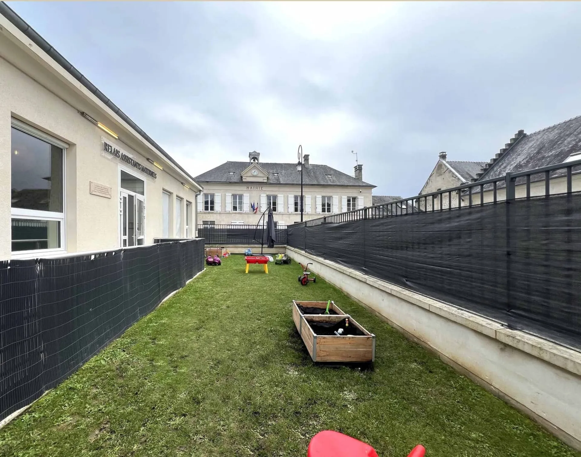 creche-cuise-la-motte-petit-tom-des-lisieres-de-l-oise-people-baby-1