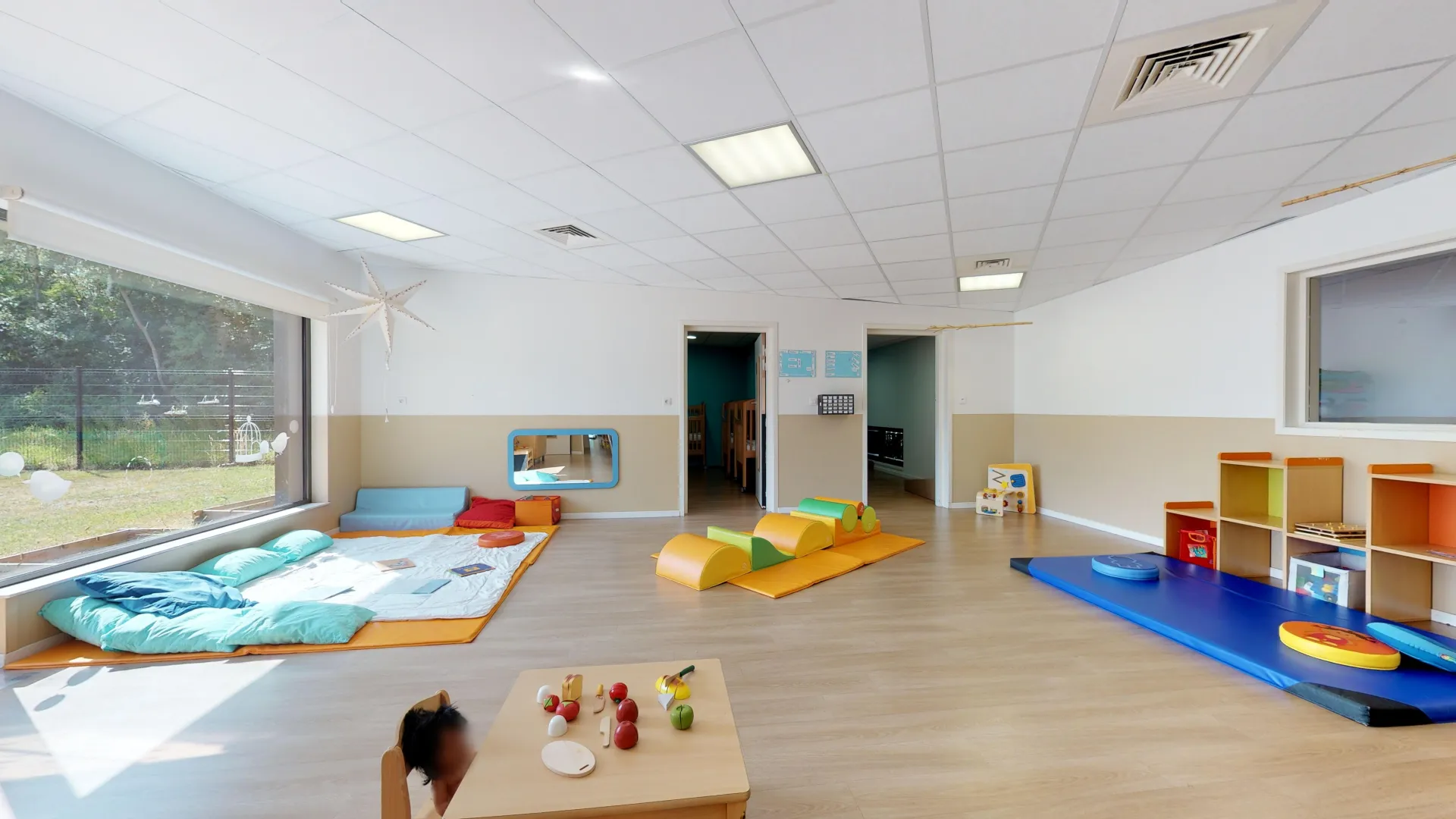 creche-carvin-les-premiers-pas-people-baby-2