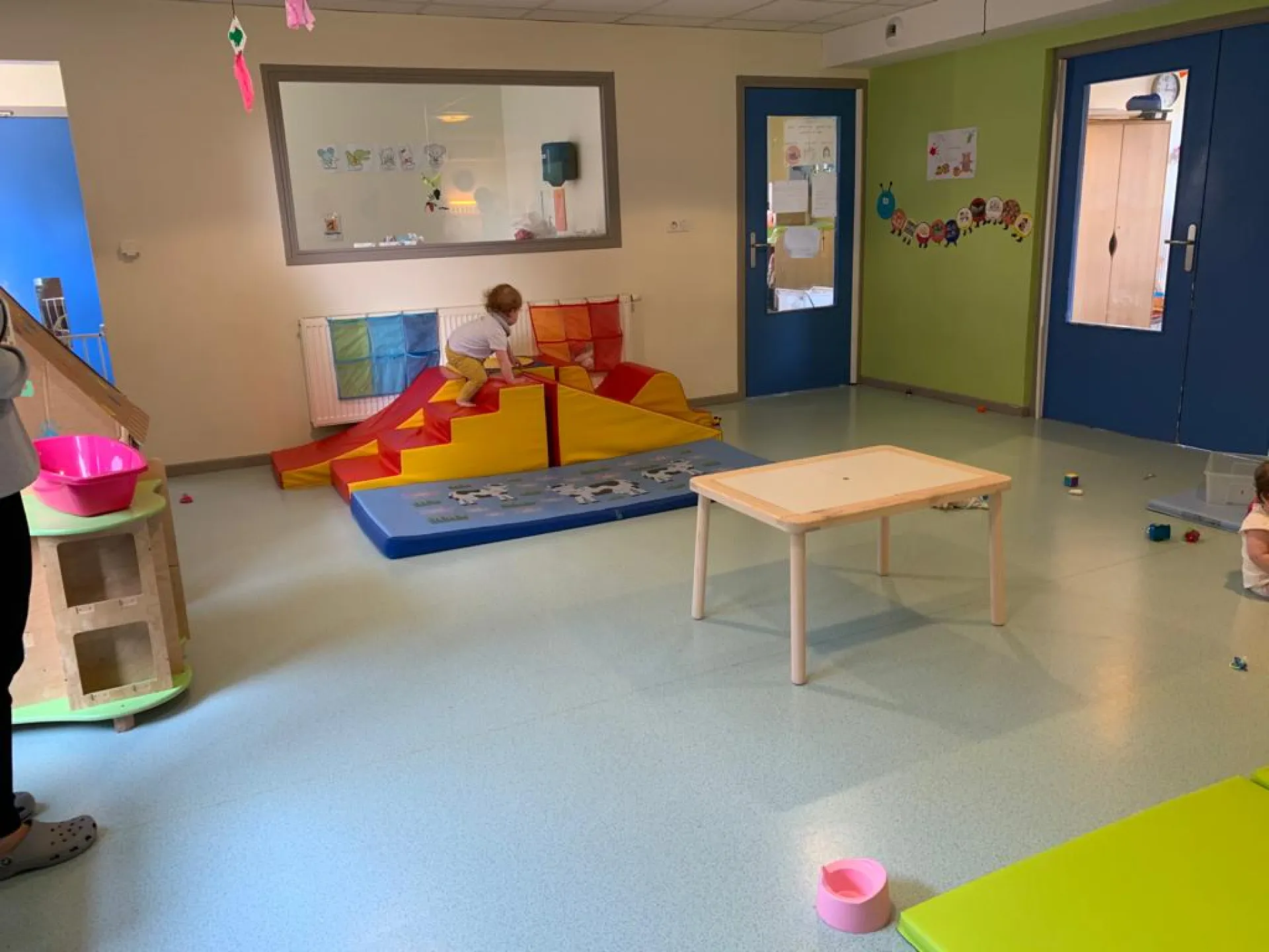 creche-quiery-la-motte-les-mini-mottes-people-baby-1