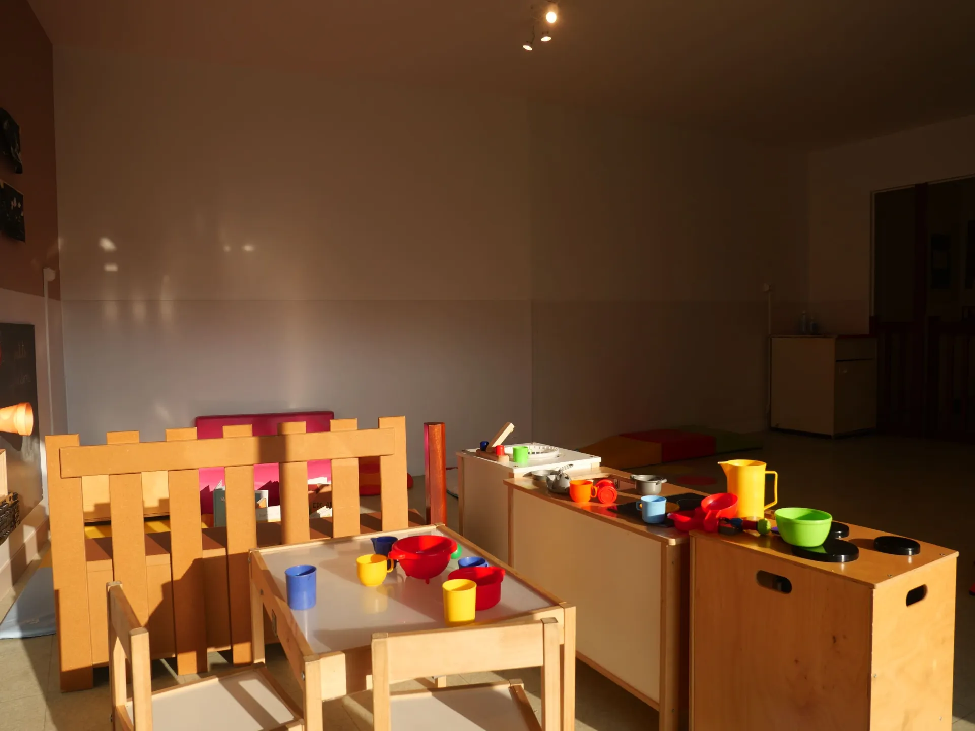 creche-clermont-les-petits-zebulons-people-and-baby-2