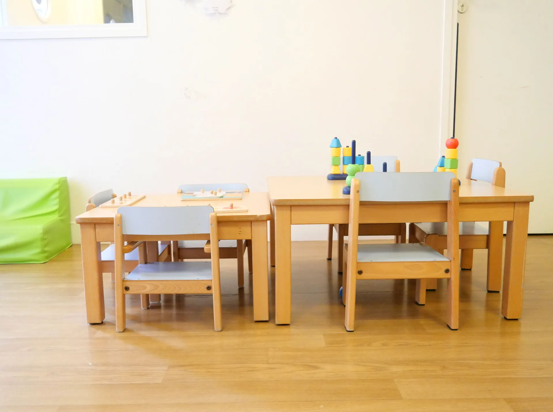 creche-paris-plumetis-people-and-baby-1