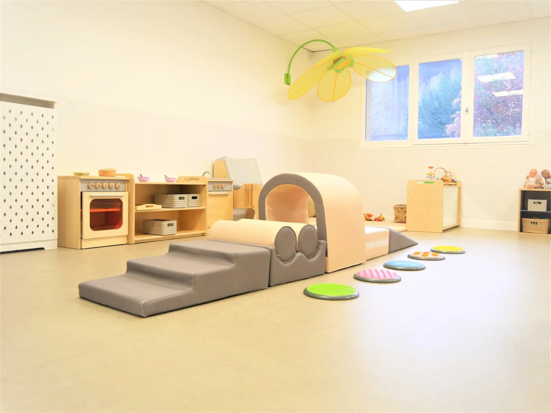 creche-paris-brin-de-folie-people-and-baby-2