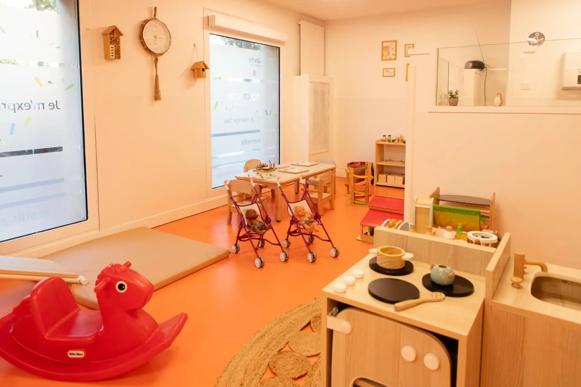 creche-paris-lotus-people-baby-2