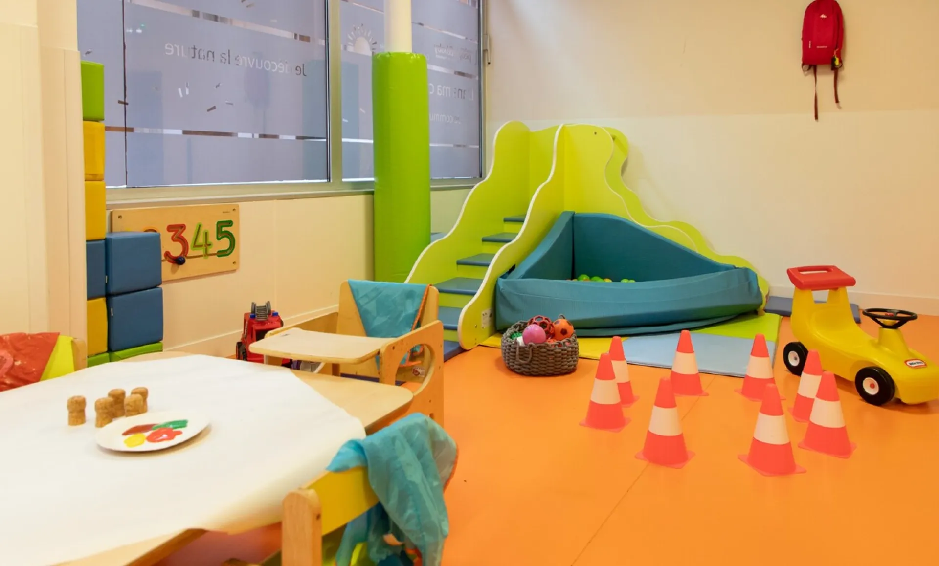 creche-paris17-jonquille-people-baby-1
