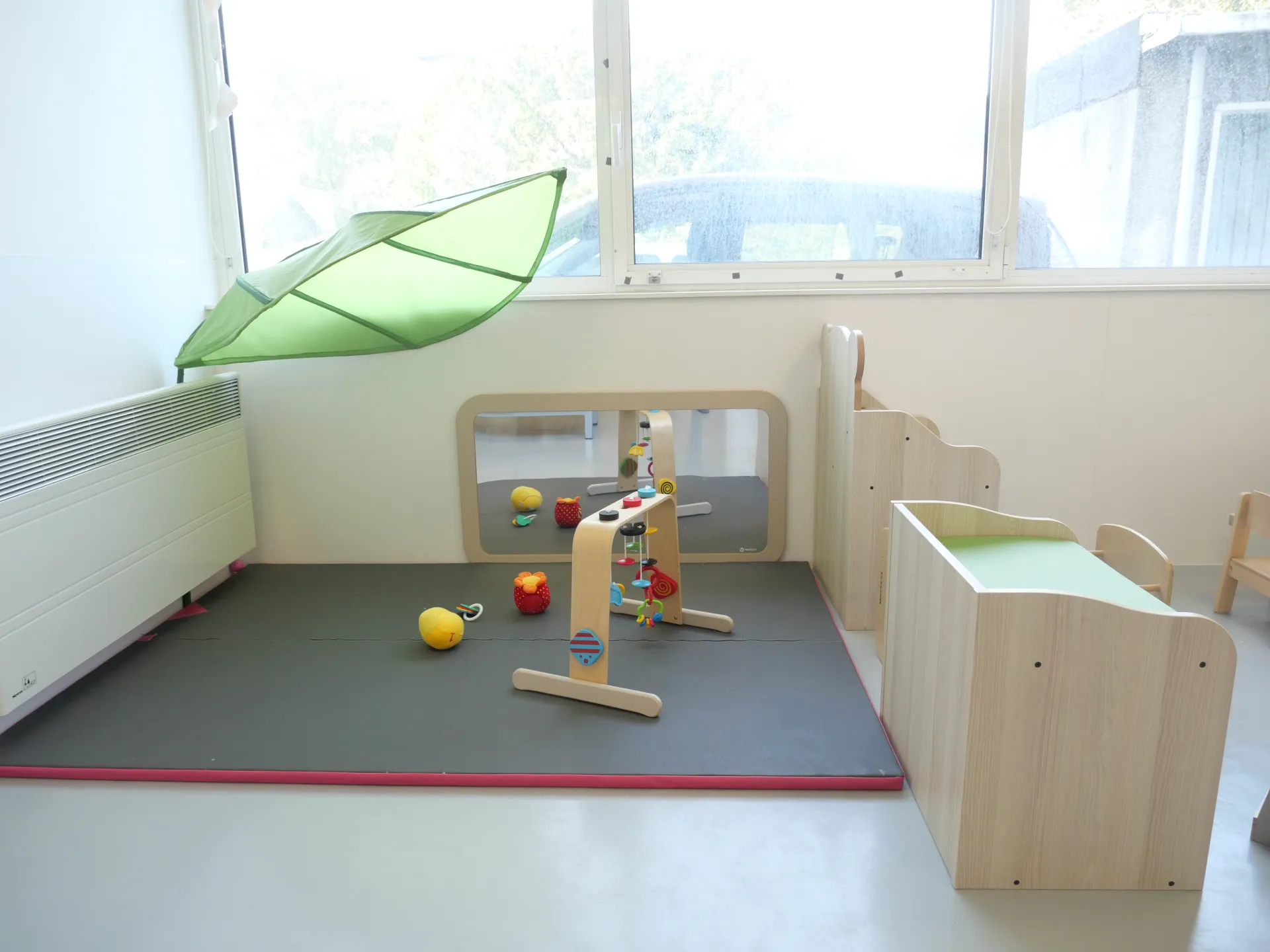 creche-annemasse-pic-et-colegram-people-baby-2