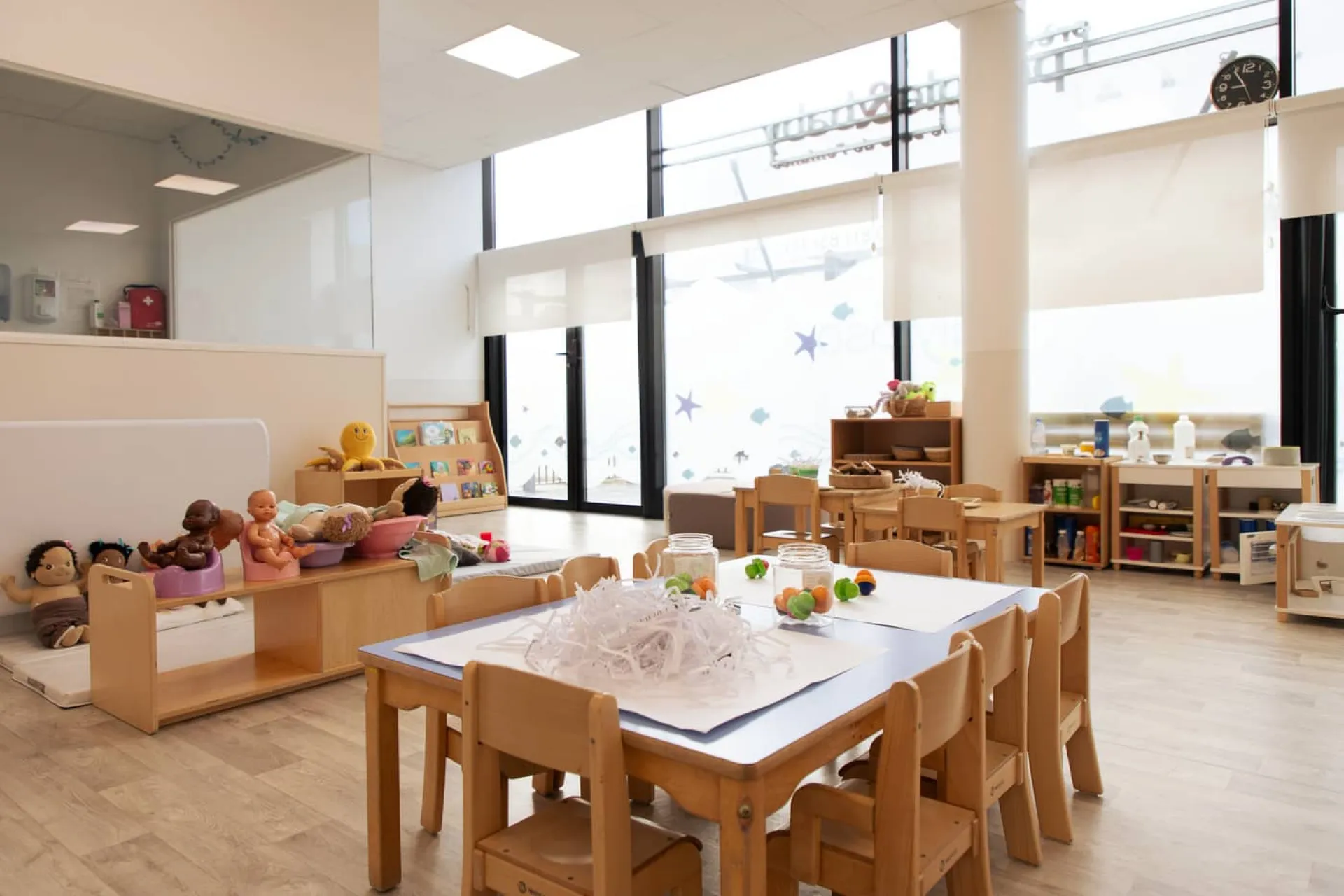 creche-le-havre-calypso-people-and-baby-2
