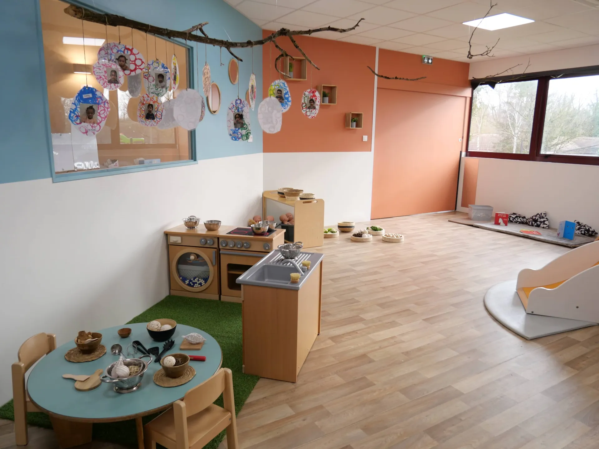 creche-champs-sur-marne-galilee-people-baby-2