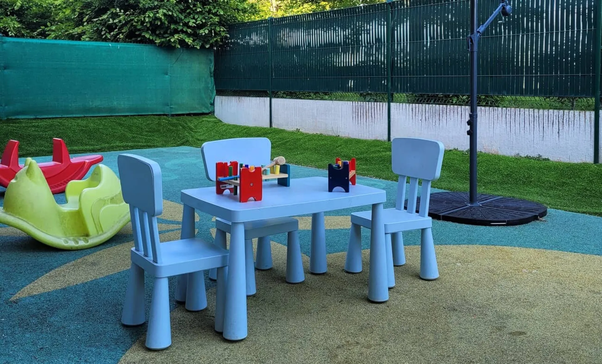 creche-le-mesnil-saint-denis-les-miniloups-de-breteuil-people-baby-2