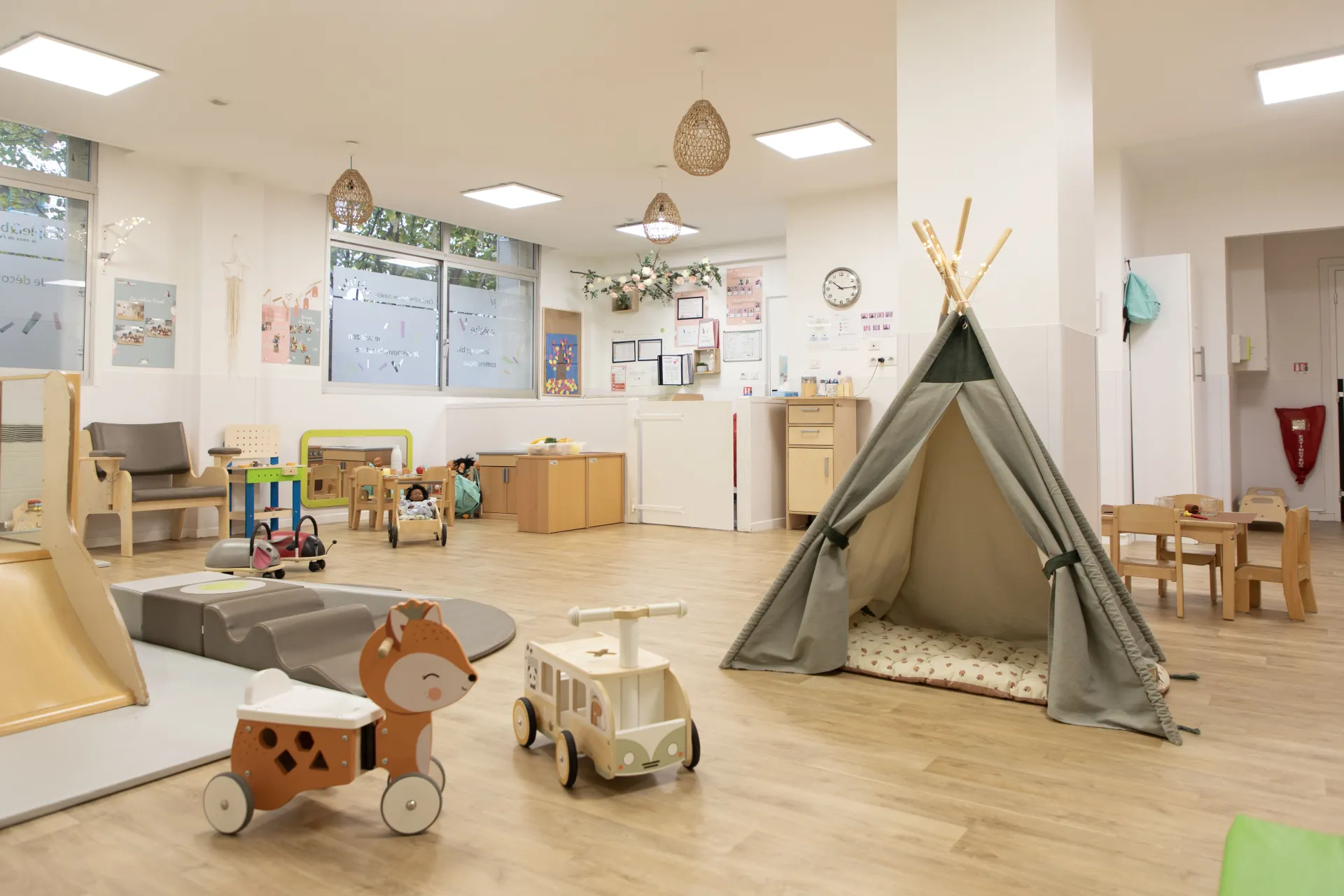 interieur-creche-people-baby