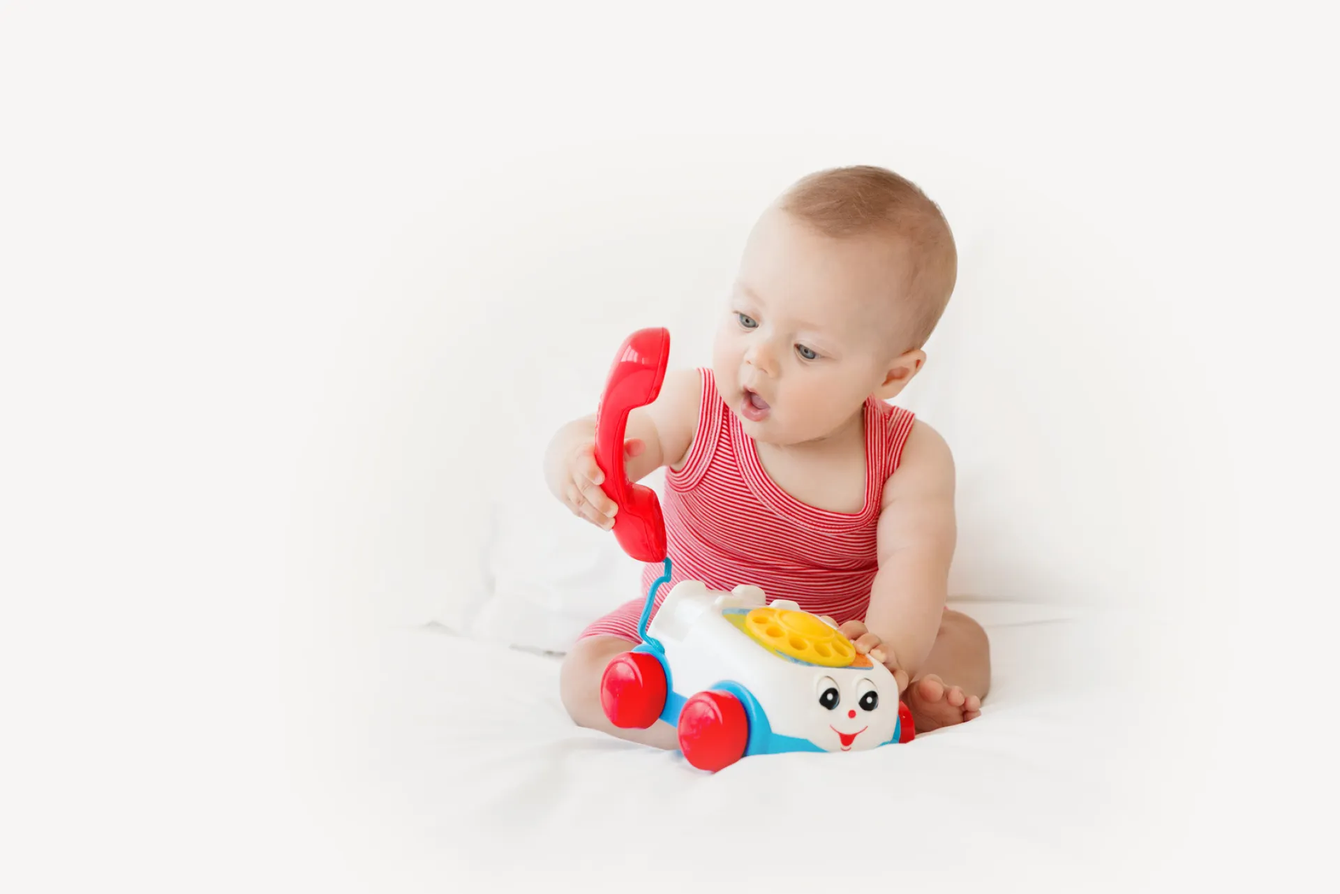 bébé-téléphone-contact