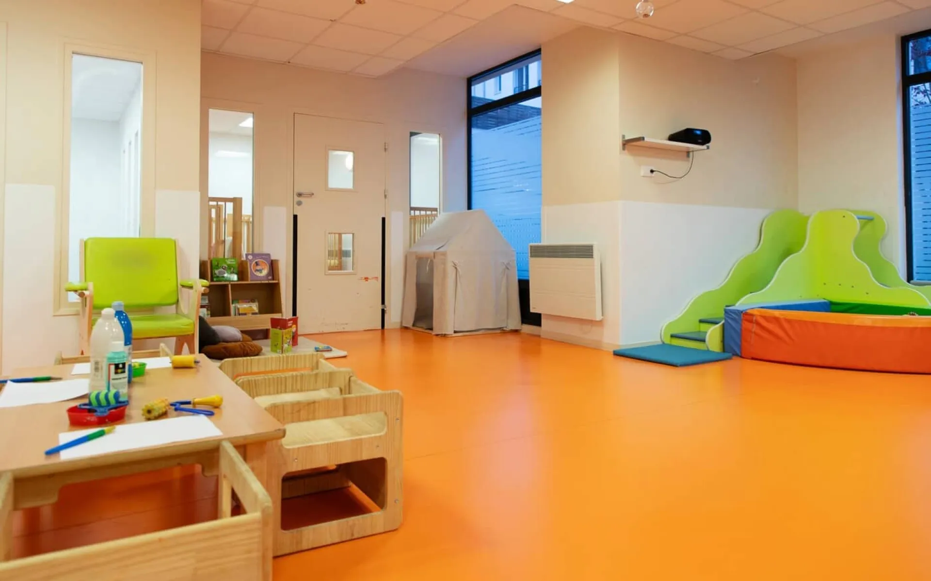 creche-suresnes-les-bleuets-people-baby-1