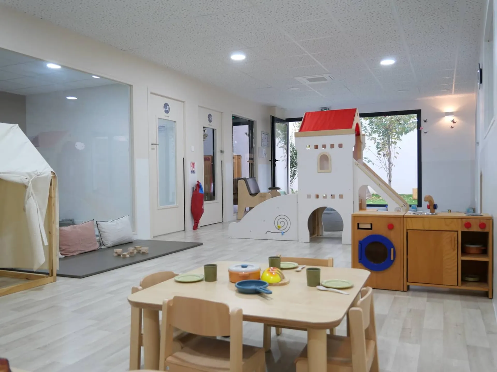 creche-charenton-litchi-people-baby-1