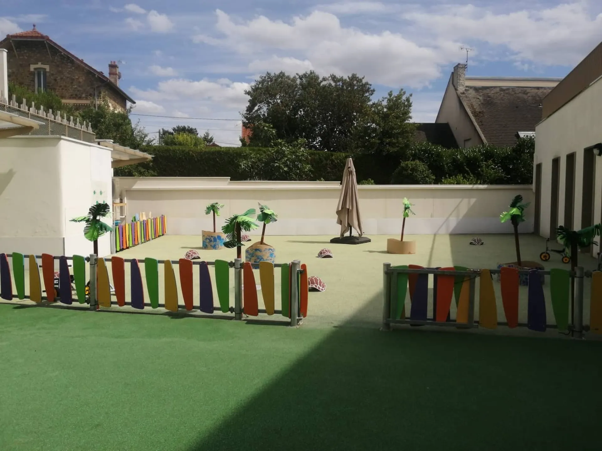 creche-eaubonne-les-bouquinvilles-people-baby-1
