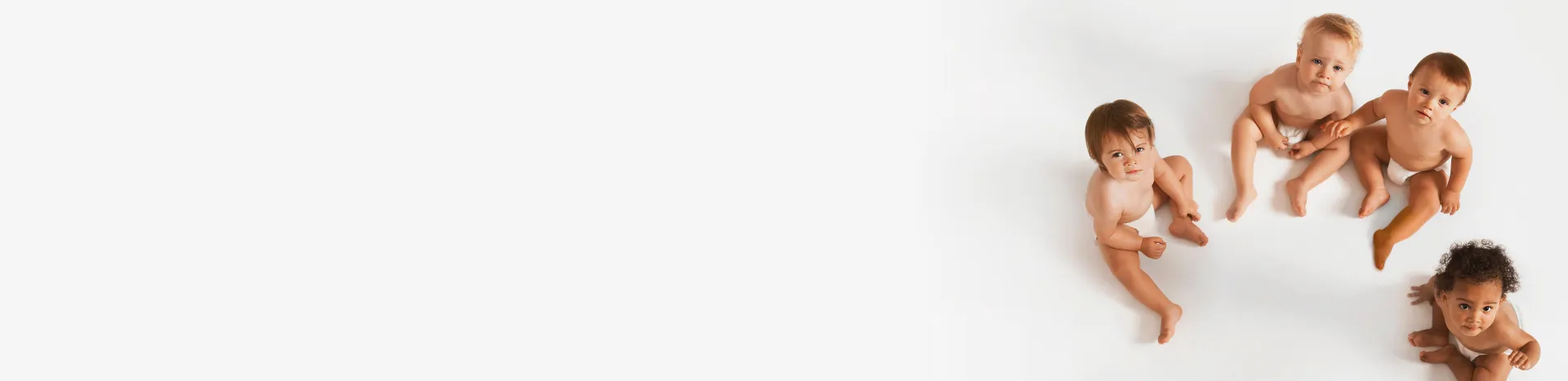 a-propos-people-baby-desk