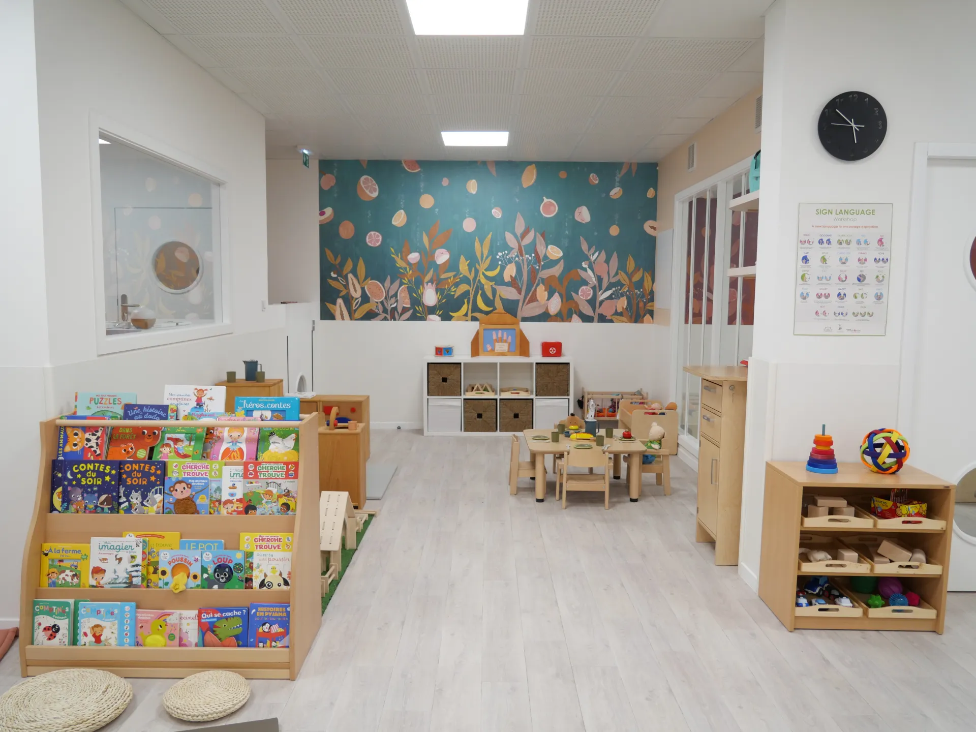 creche-nice-lou-pantai-people-and-baby-1
