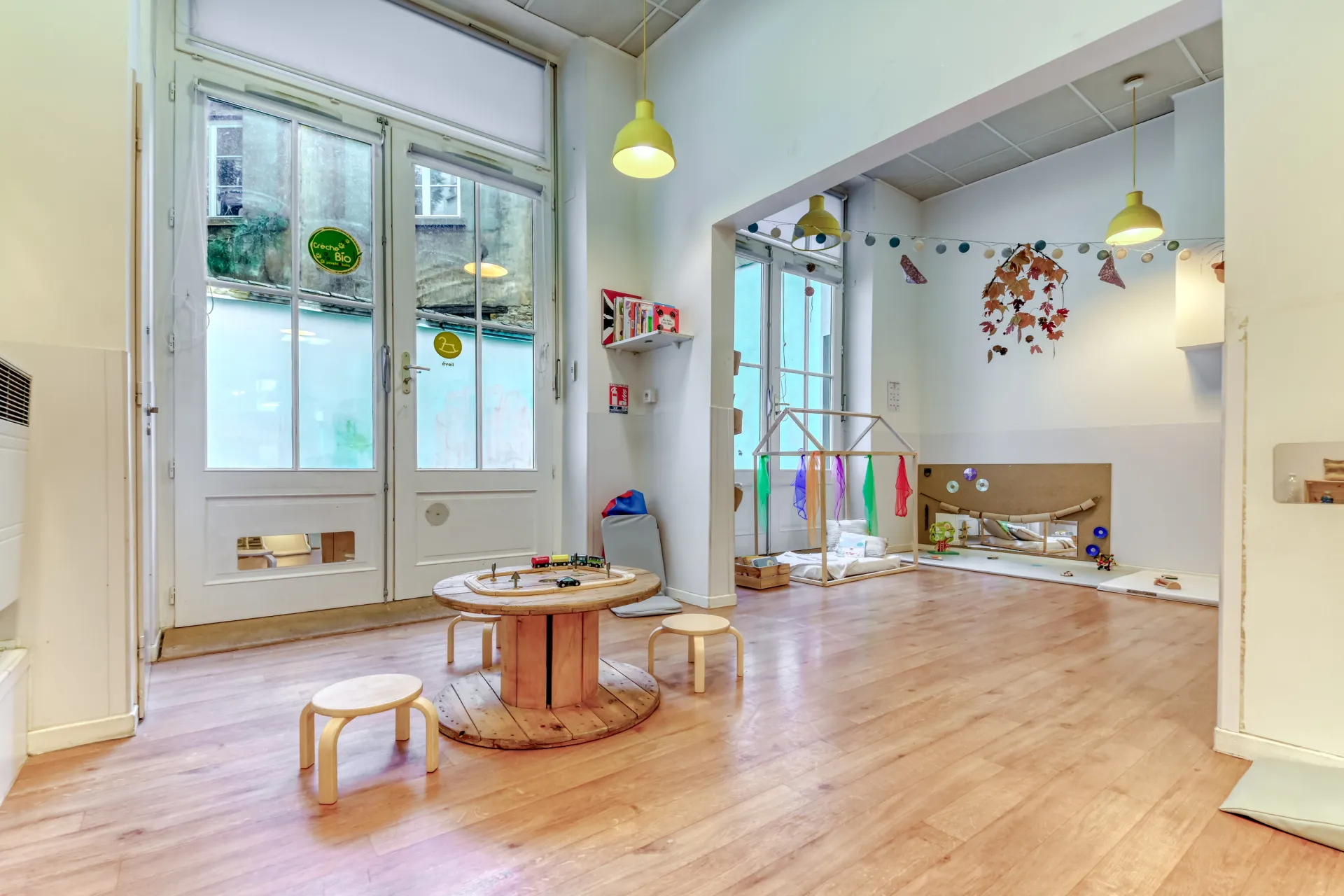 creche-69_lyonmazenod_chatperche-peopleandbaby-9