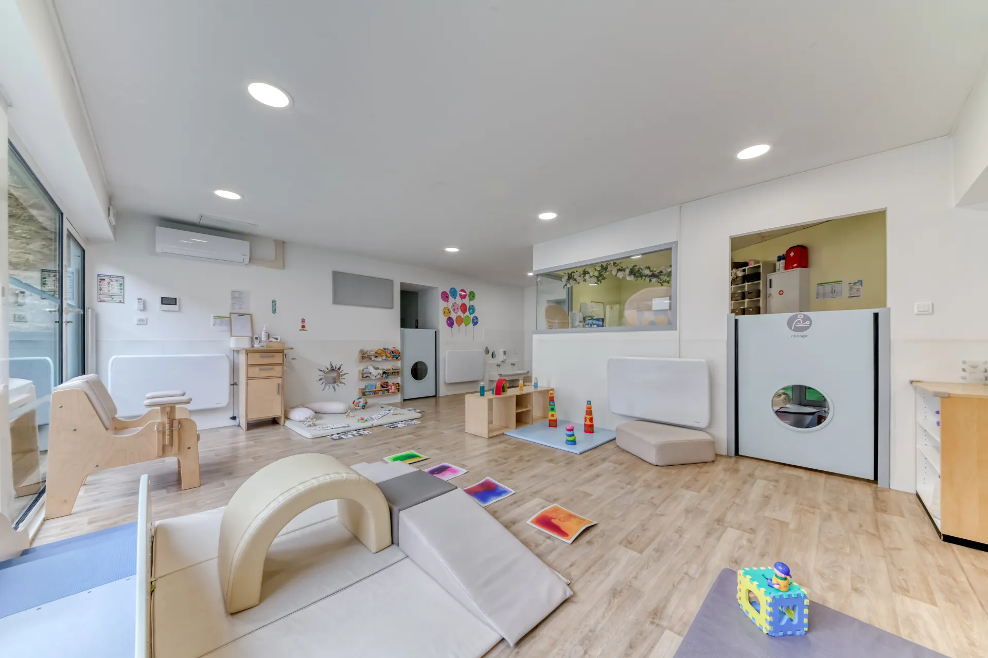 creche-69_champagneaumontd-or_bullesdor-peopleandbaby-18