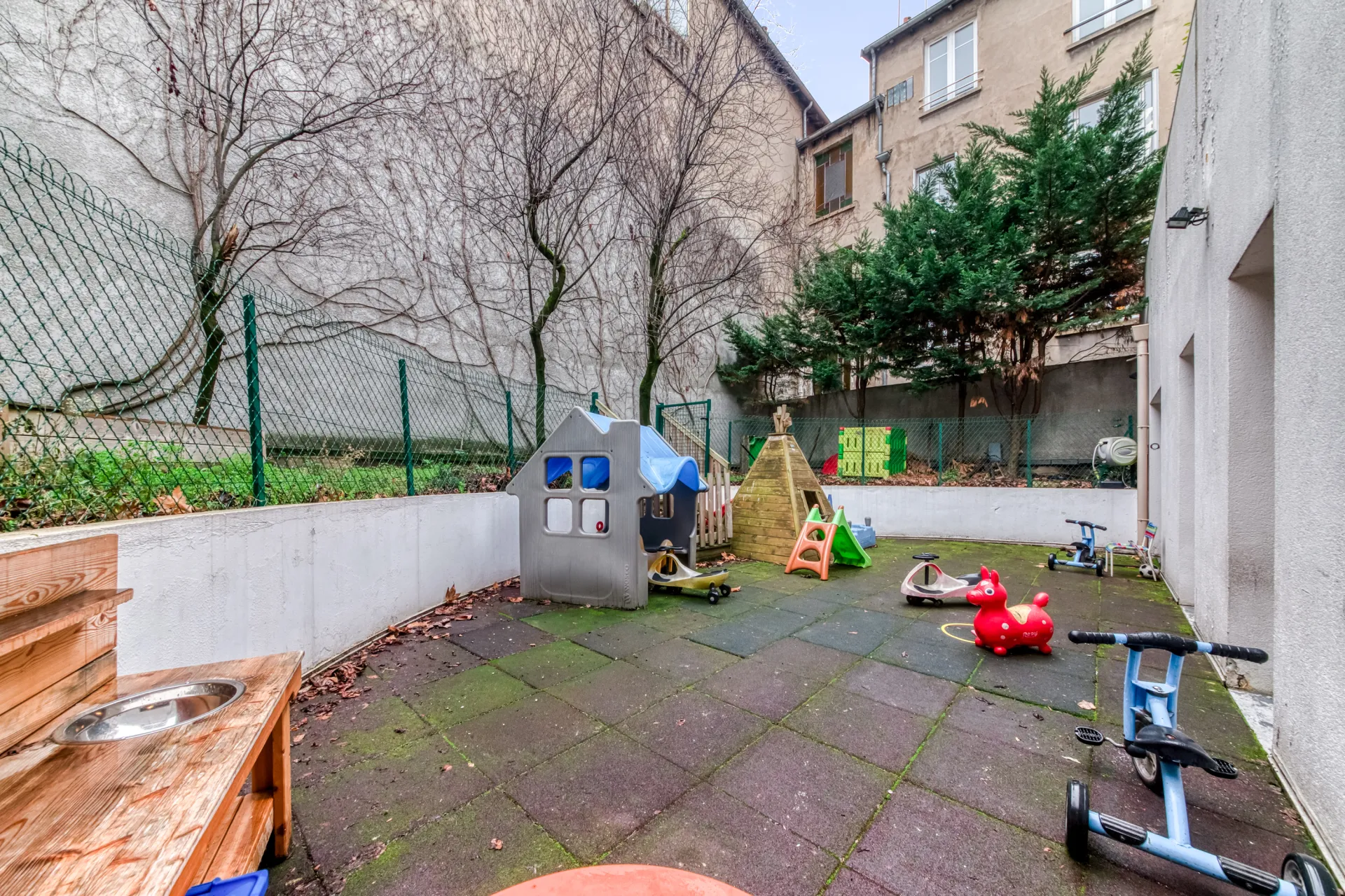 creche-69_lyon_cocond-eveilgarcin-peopleandbaby-14