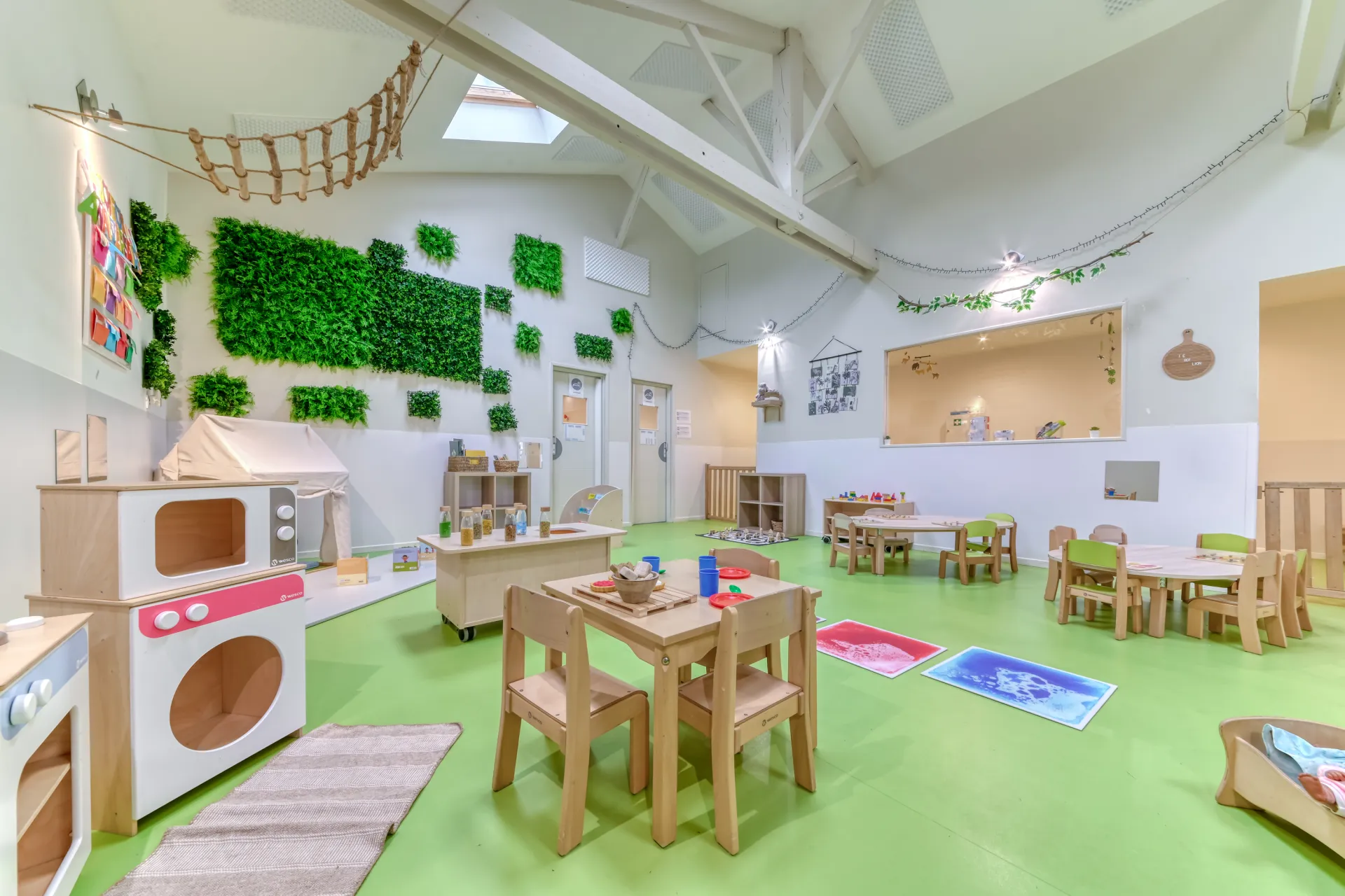 creche-69_lyon3_leroilyon-peopleandbaby-7