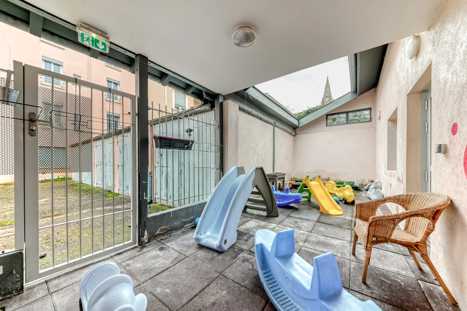 creche-69_lyon3_nidodemontchat12-lyon-peopleandbaby-17