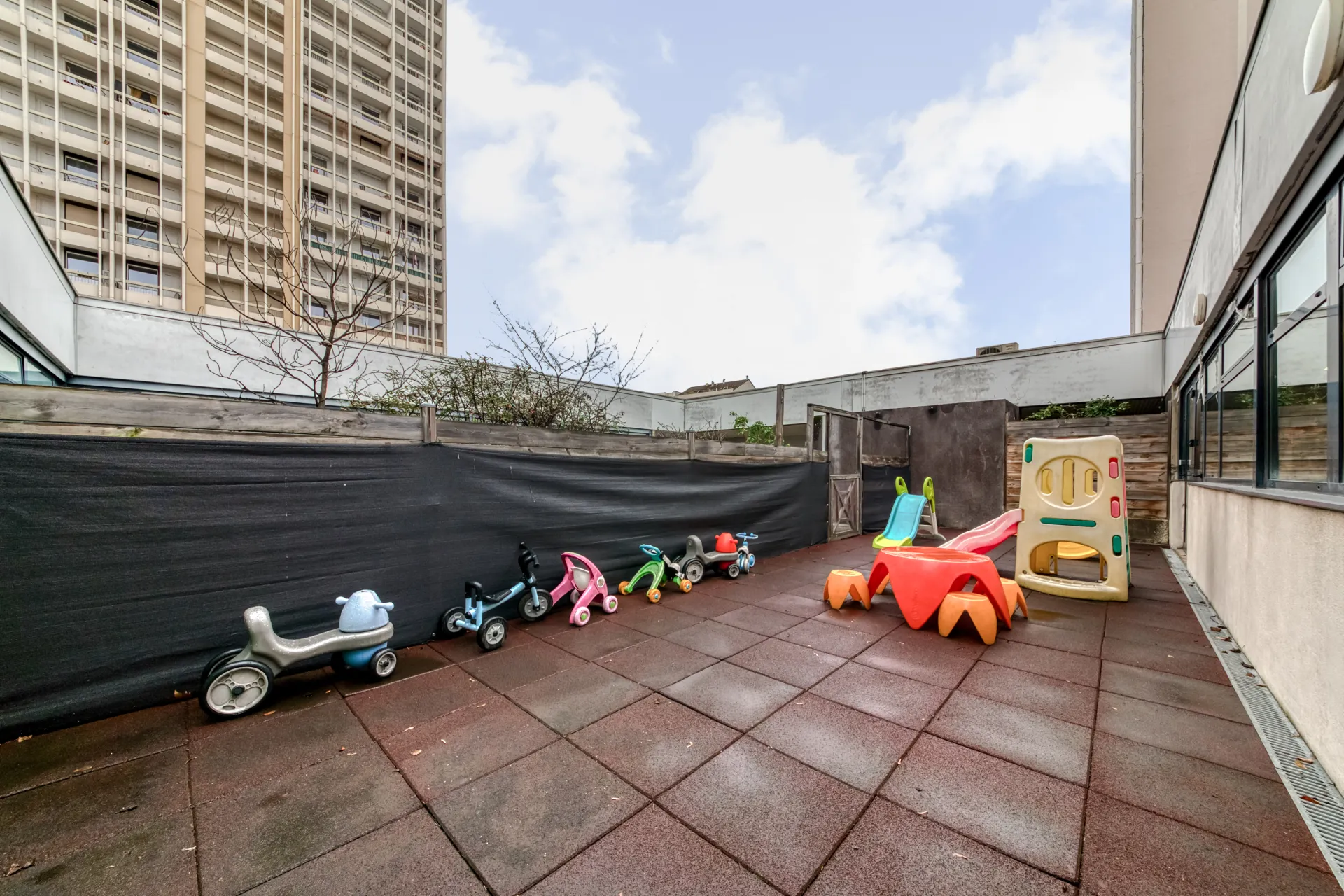 creche-69_villeurbanne_lesbleusdethula12-villeurbanne-peopleandbaby-16