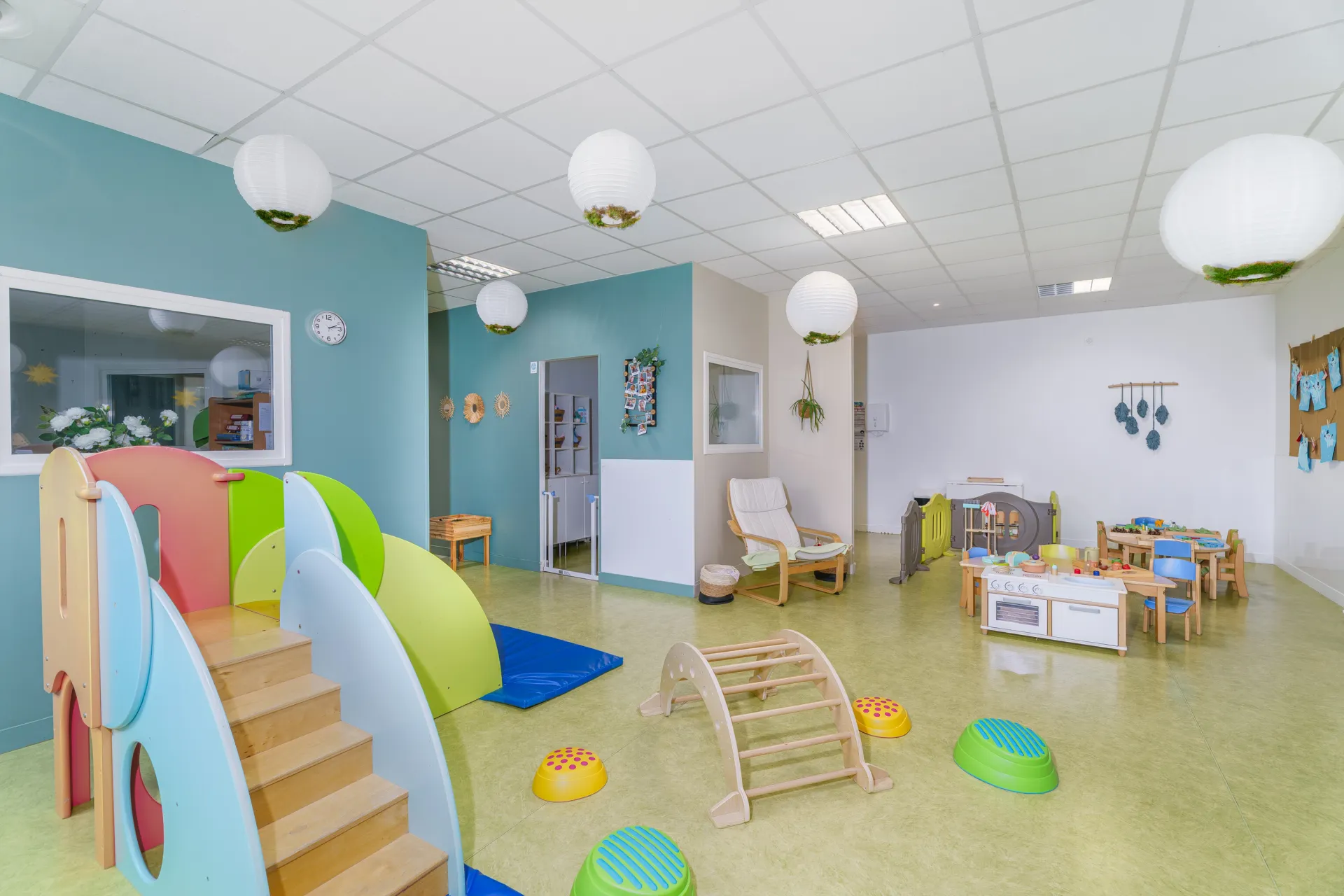 creche-21_dijon_babycrechevalmy10-dijon-peopleandbaby-6