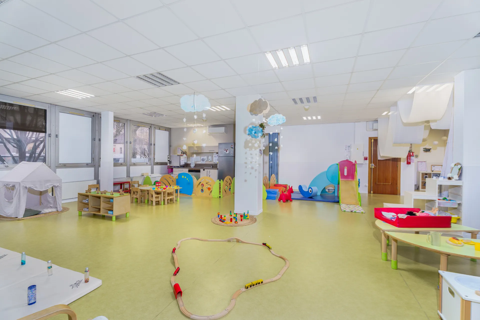creche-21_dijon_babycrechecarnot12-dijon-peopleandbaby-4