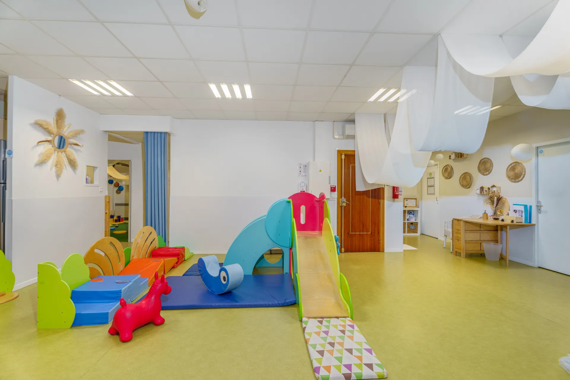 creche-21_dijon_babycrechecarnot12-dijon-peopleandbaby-5