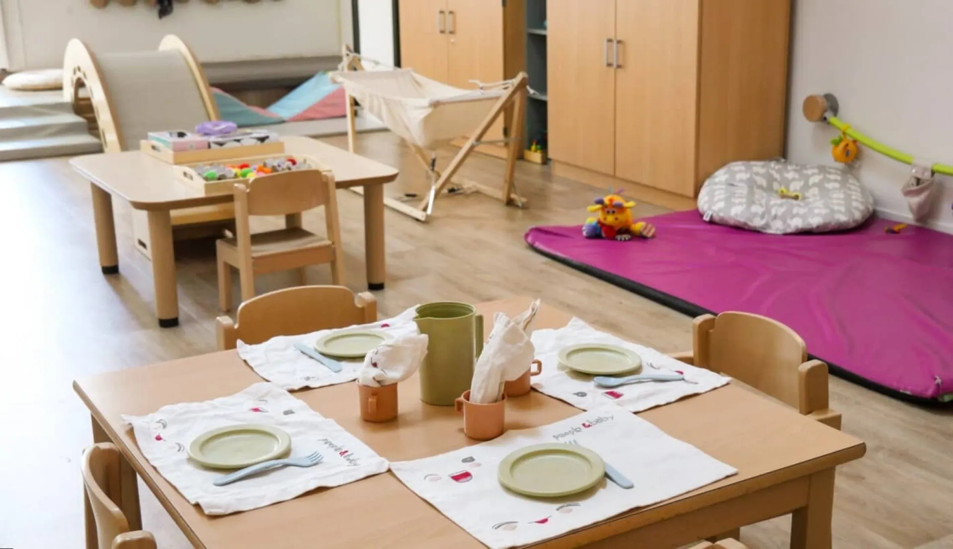 creche-marseille-12-loup-et-compagnie-people-baby-3