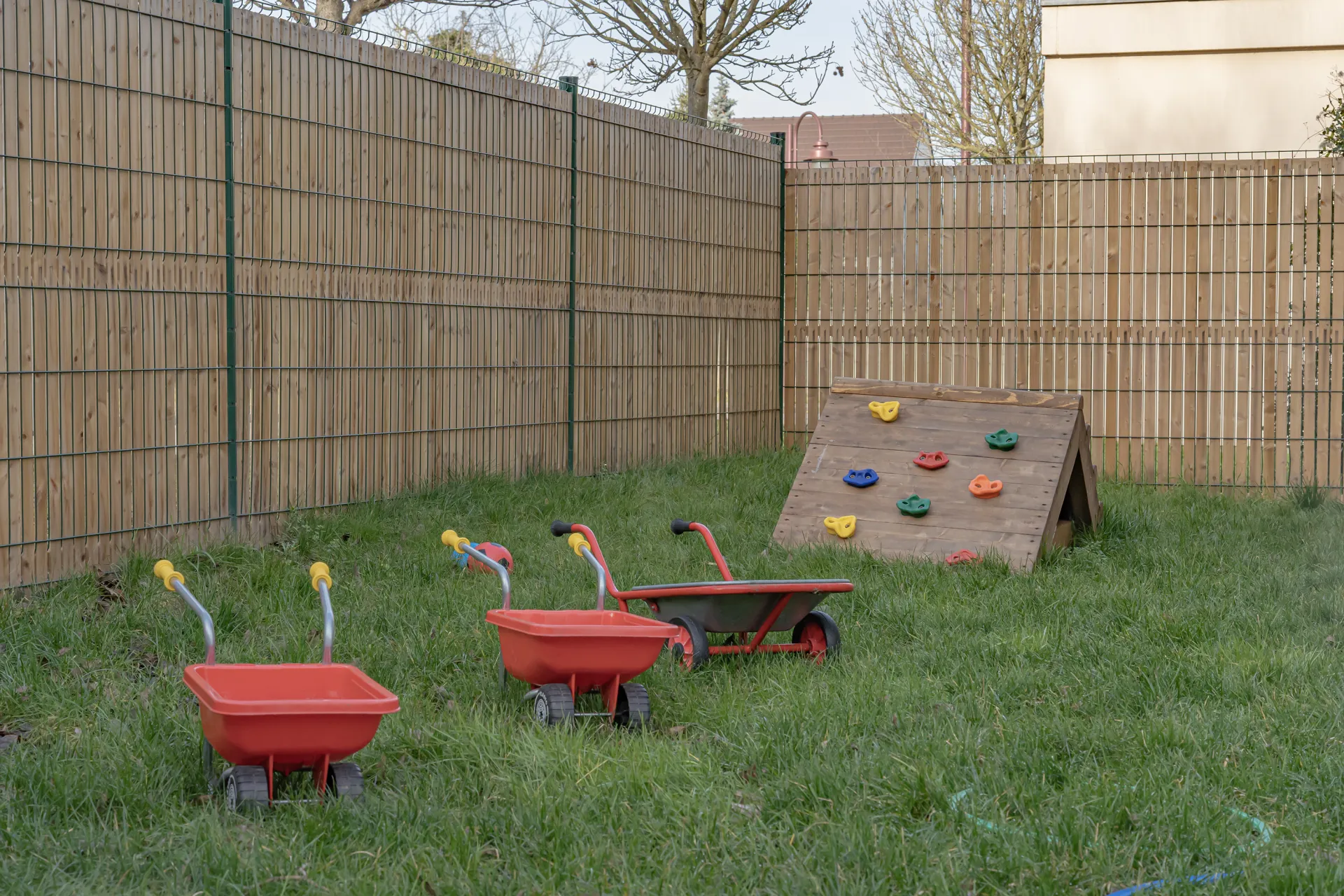 creche-67_ostwald_ginkgo10-ostwald-peopleandbaby-3