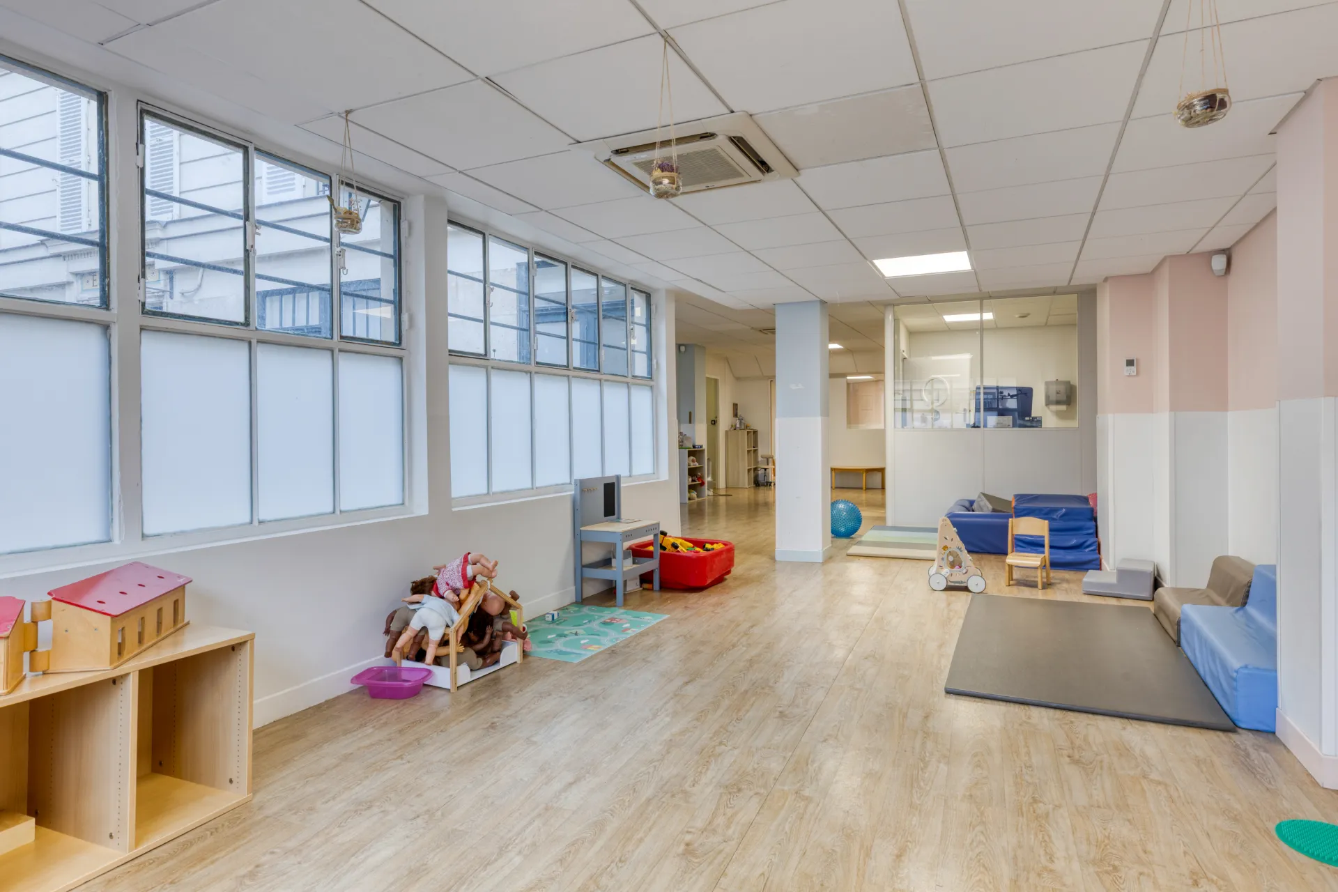 creche-75_paris7_libellulesaintdominique32-paris-peopleandbaby-6