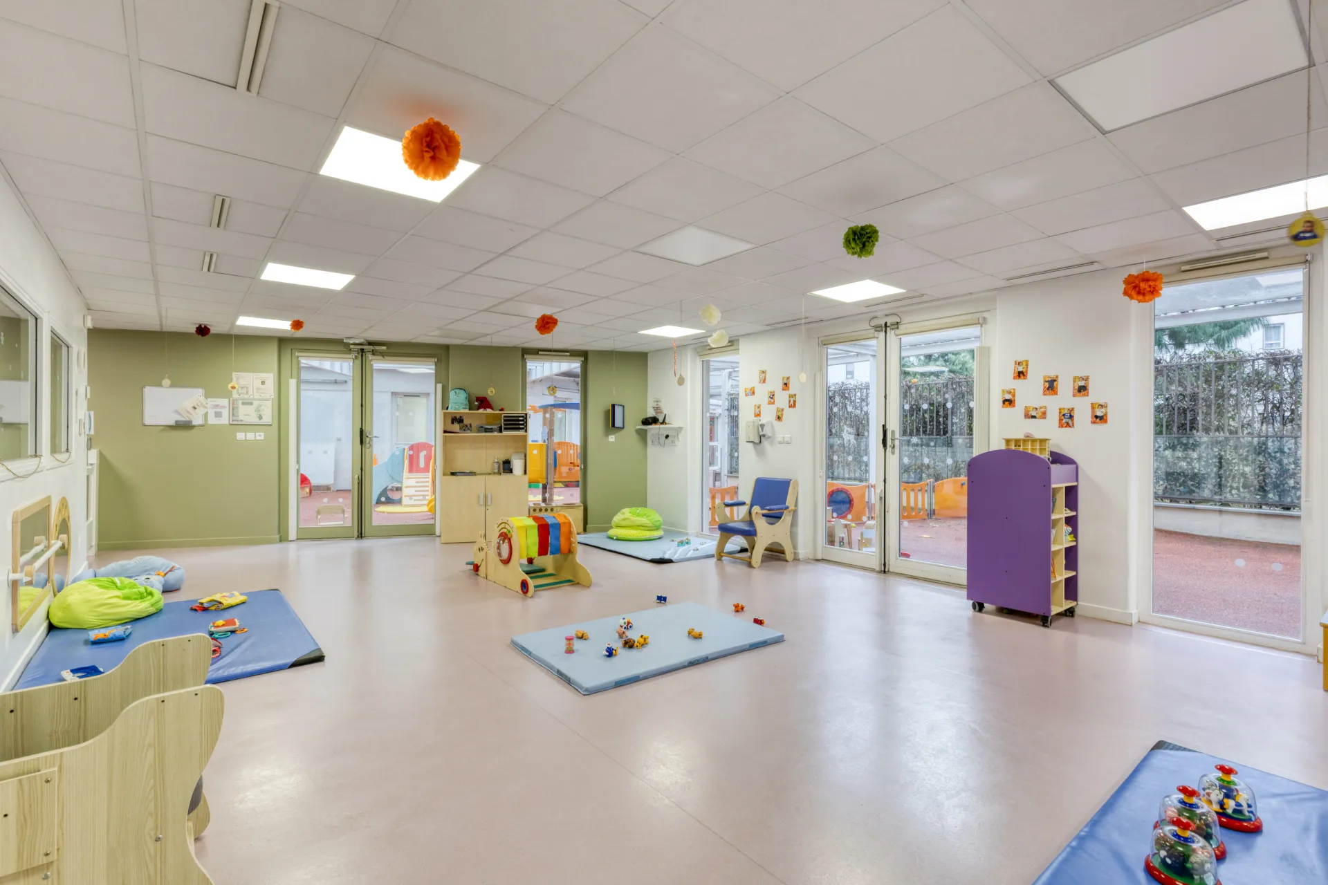 creche-92_issylesmoulineaux_l-ileauxpirates66-issy-les-moulineaux-peopleandbaby-6