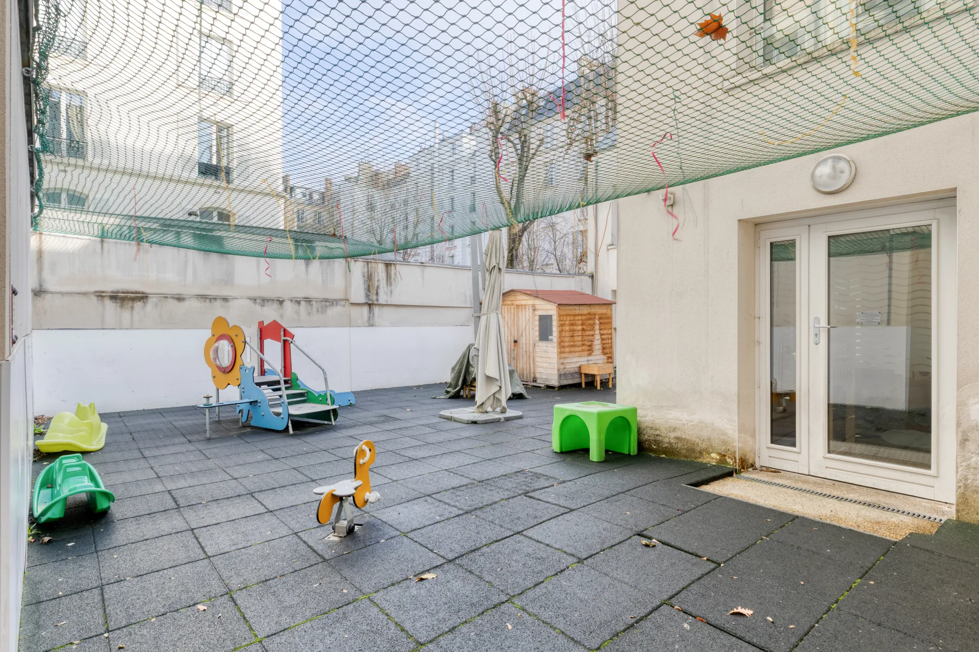 creche-92_neuilly_bebe-explorateurs18-neuilly-peopleandbaby-9