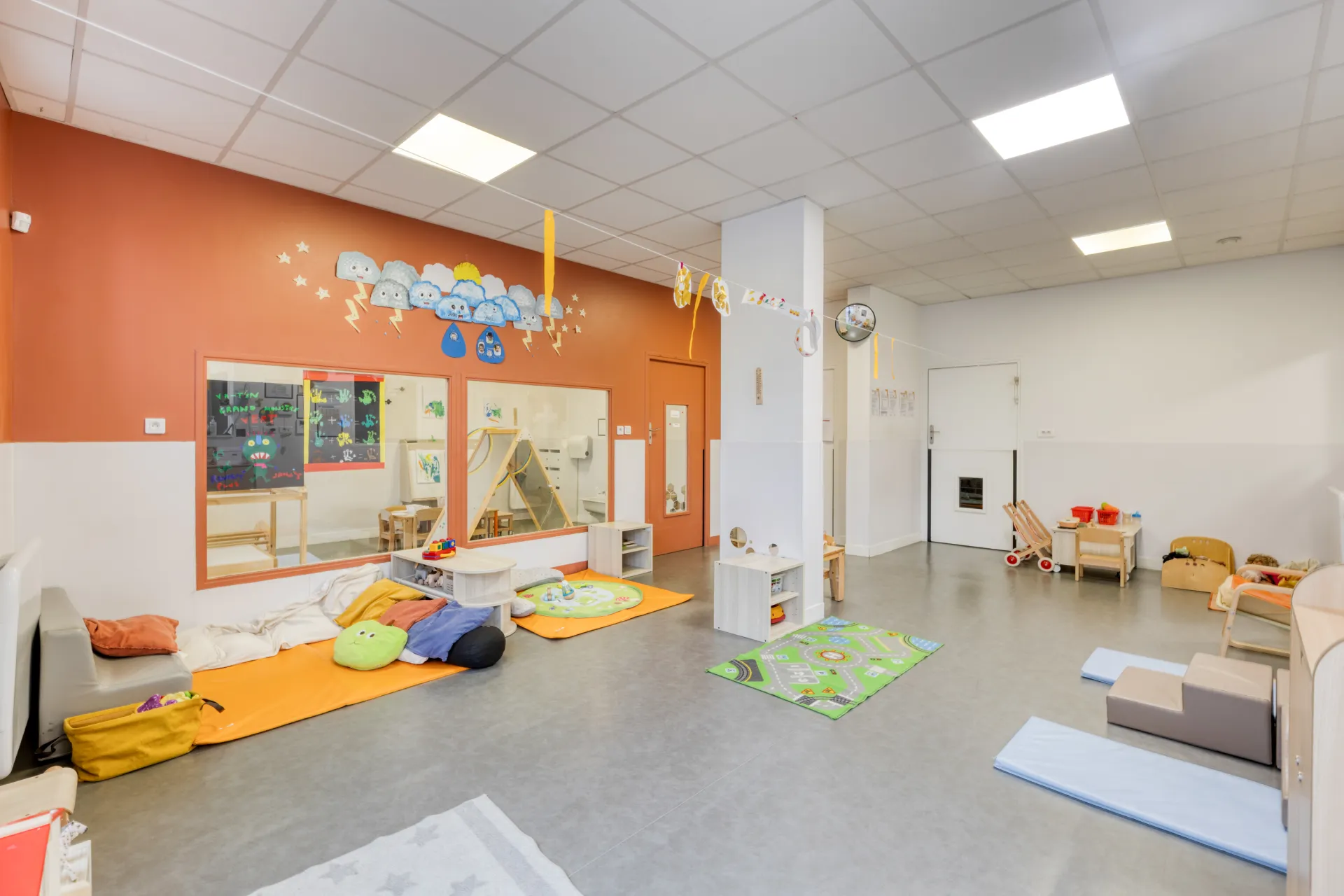 creche-93_aubervilliers_hirondelles12-aubervilliers-peopleandbaby-3