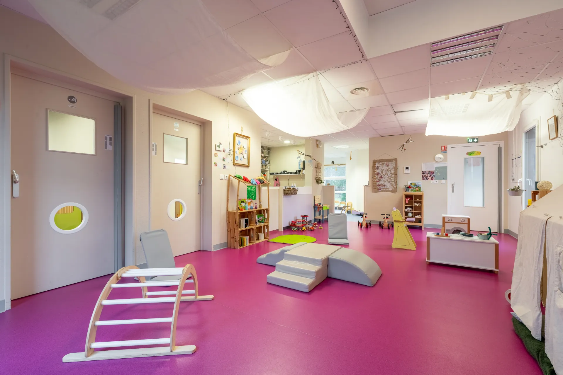 creche-62_beaurains_laplanEtebleue-peopleandbaby-2