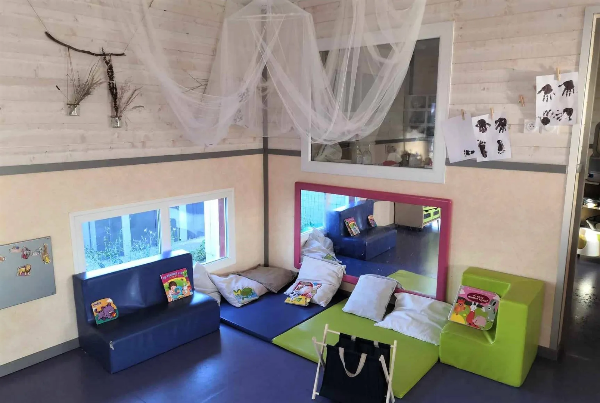 creche-aiserey-les-loupiots-people-baby-4