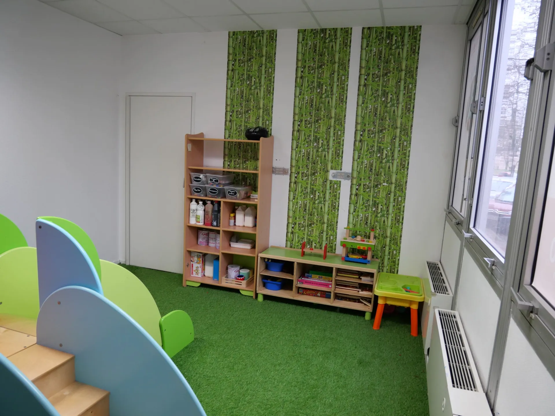 creche-dijon-babycreche-carnot-people-and-baby-2