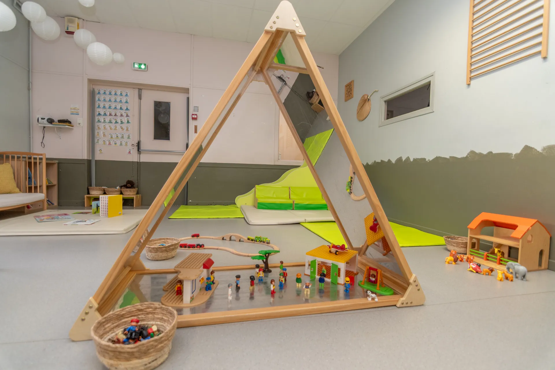 creche-71_saintremy_saintremy-peopleandbaby-10