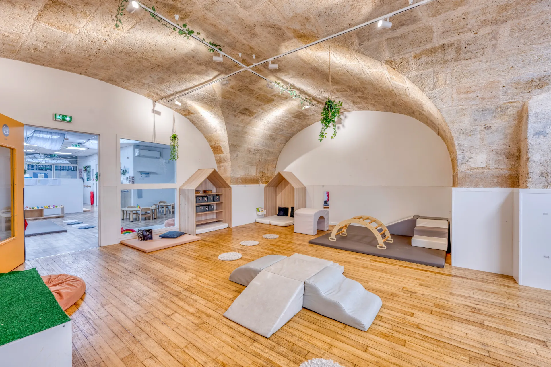 creche-33_bordeaux_apasdegeant-peopleandbaby-11