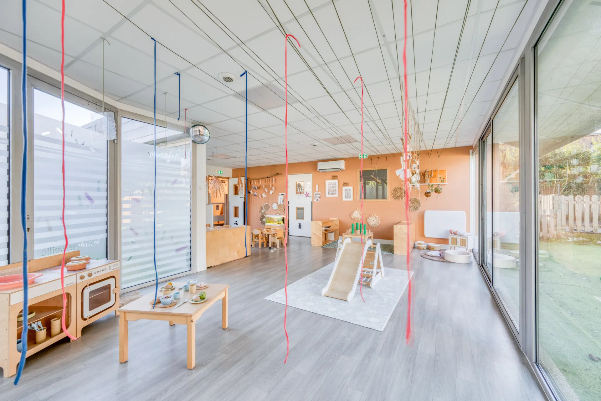 creche-33_merignac_comaline-peopleandbaby-8