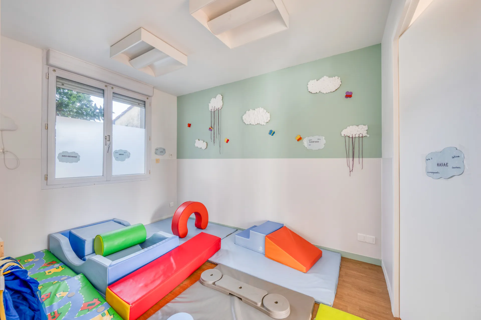 creche-33_talence_capucine-peopleandbaby-9