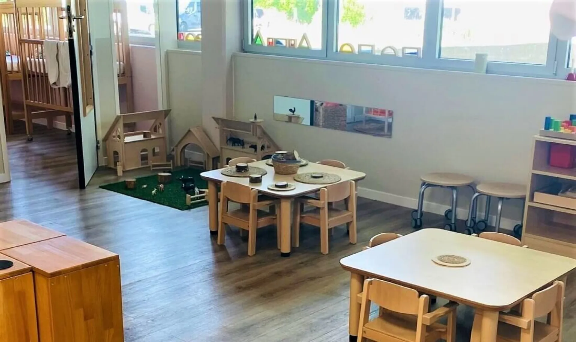 creche-val-de-reuil-val-de-reve-people-baby -1