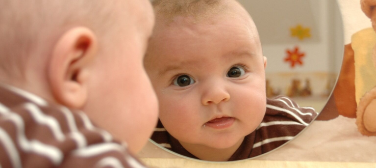jeu-bebe-reflet-miroir V2