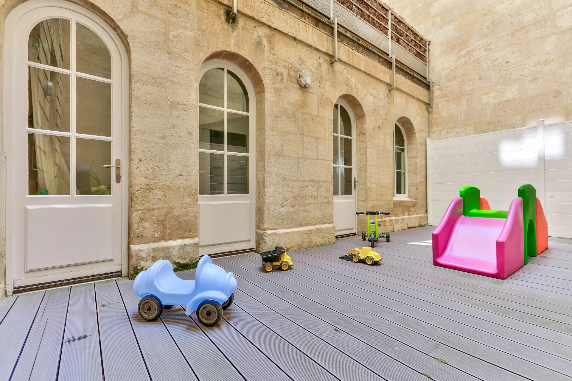 peopleandbaby-creche-bordeaux-le-petit-theatre-4