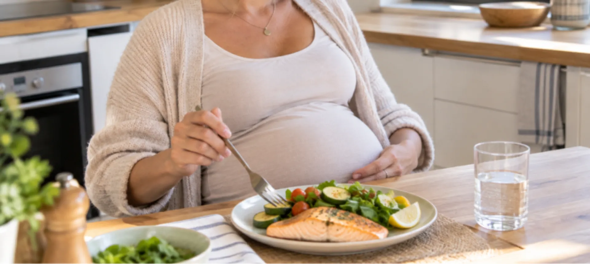 femme-enceinte-mange-poisson