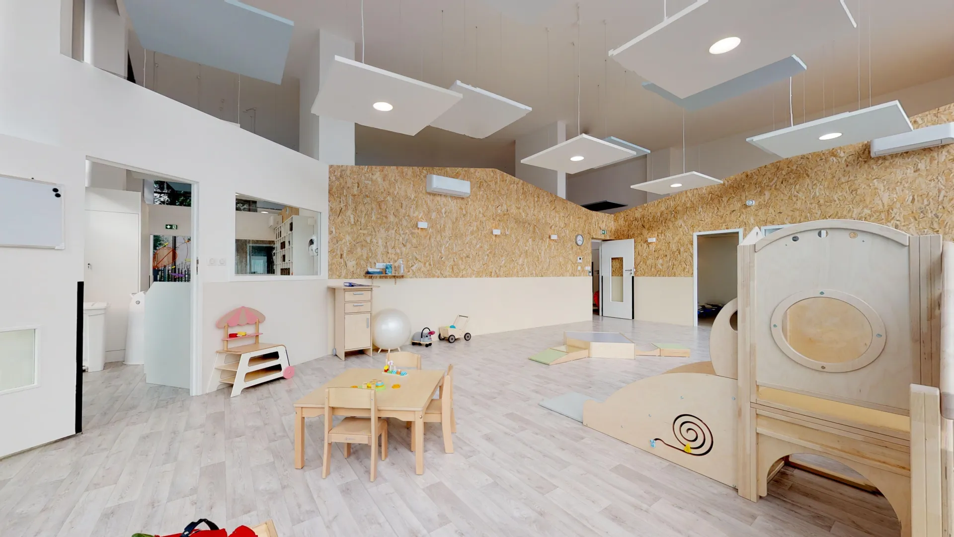peopleandbaby-creche-bordeaux-baby-art-2