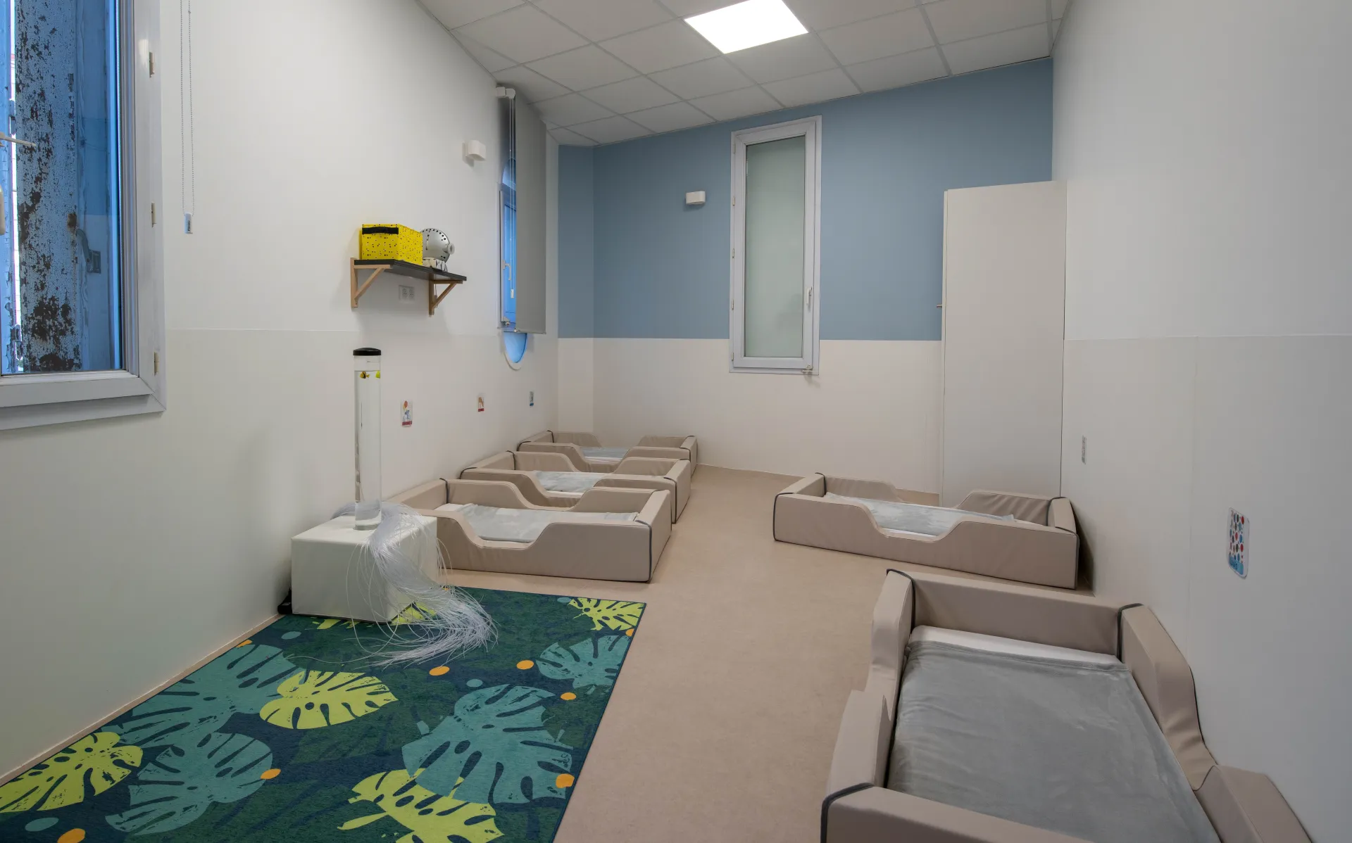 creche-bordeaux-lilorev-people-and-baby-2